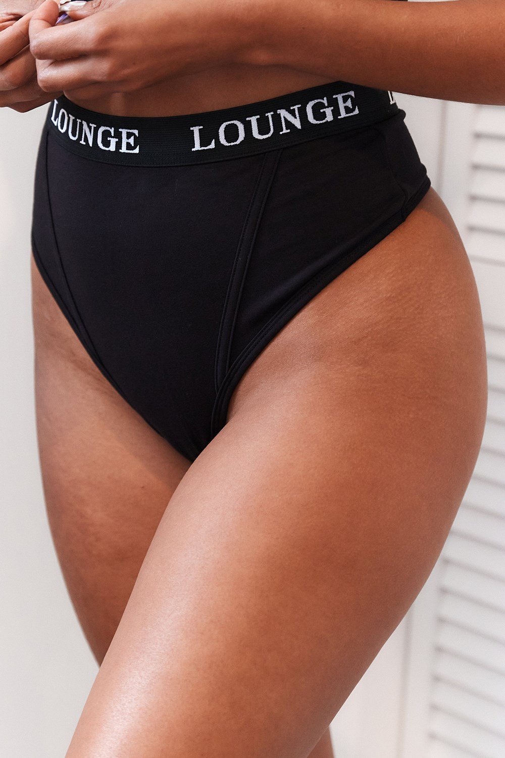 Lounge Underwear Bamboo Basic String Zwart | KD4219356