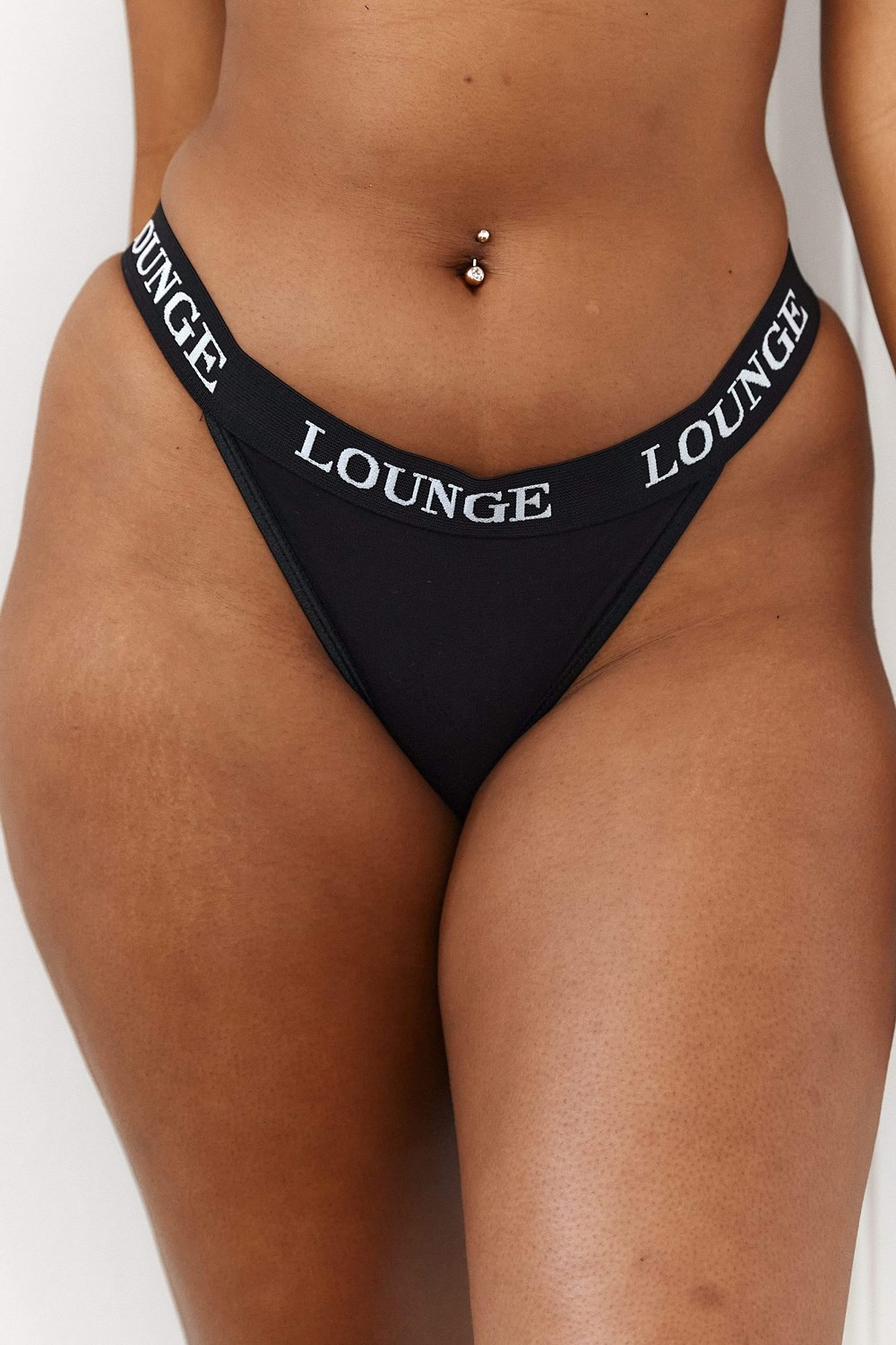 Lounge Underwear Bamboo Triangle String Zwart | QW8673052