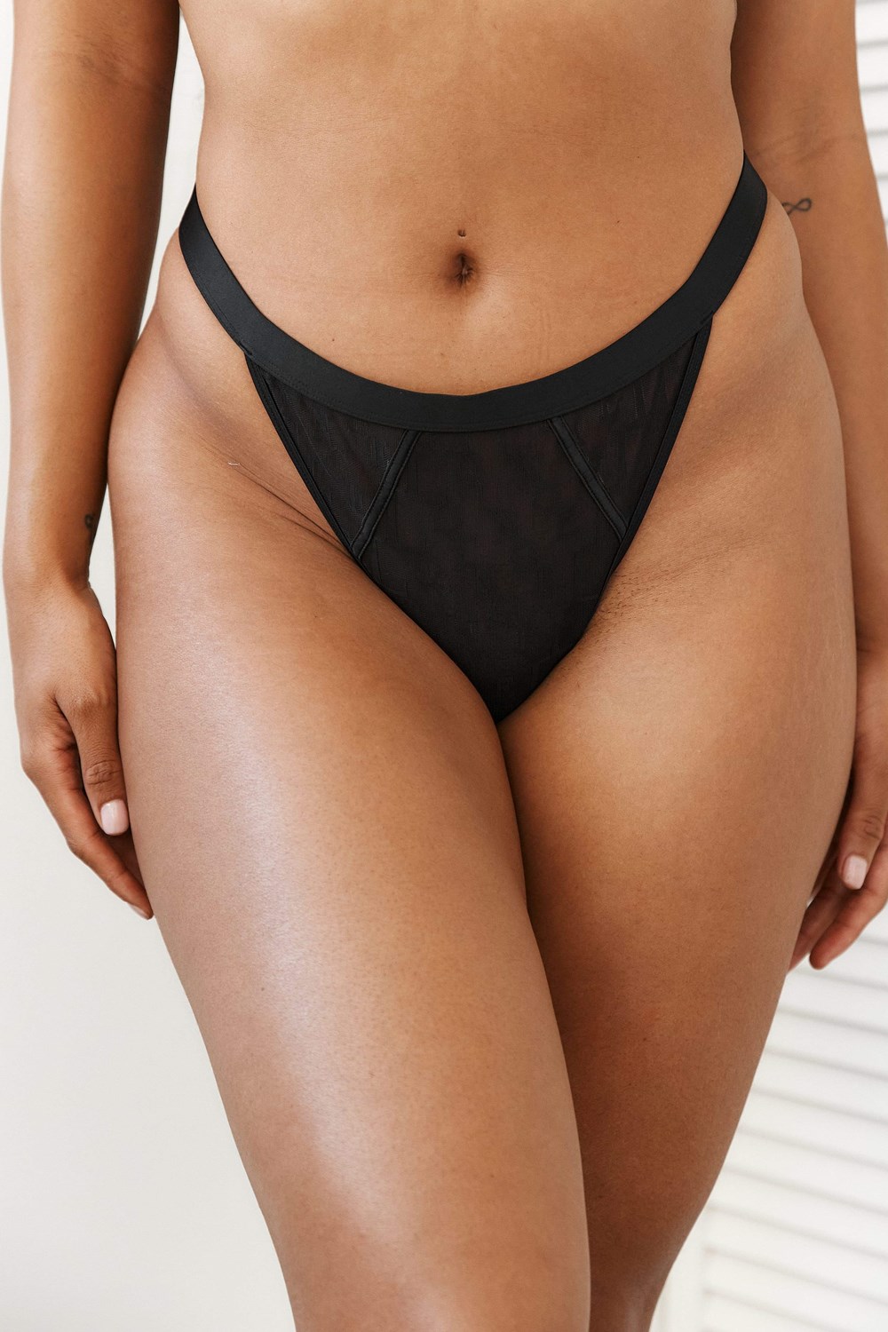 Lounge Underwear Chic String Zwart | AF2073916