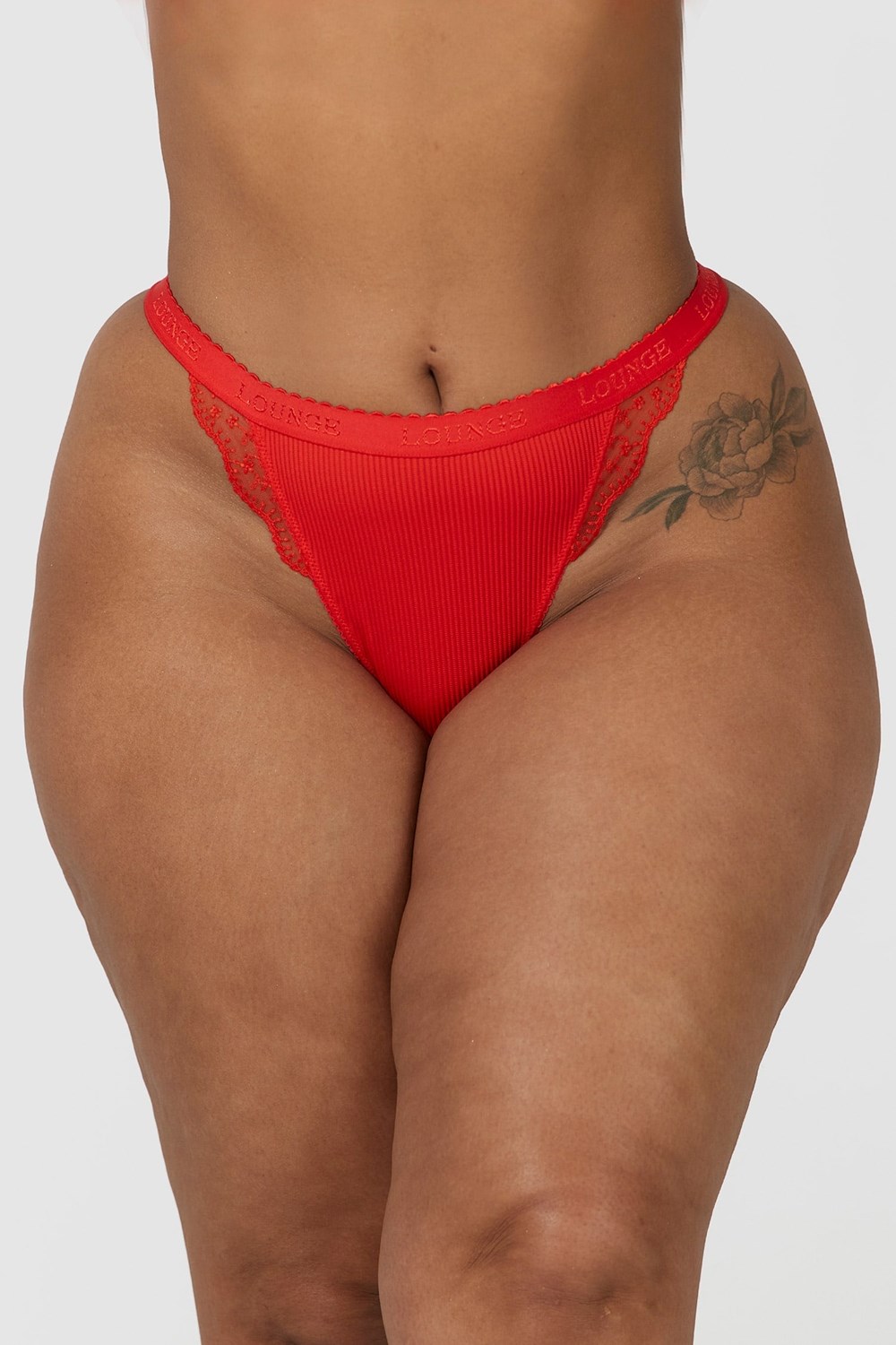 Lounge Underwear Geribbeld String Rood | BV7913204