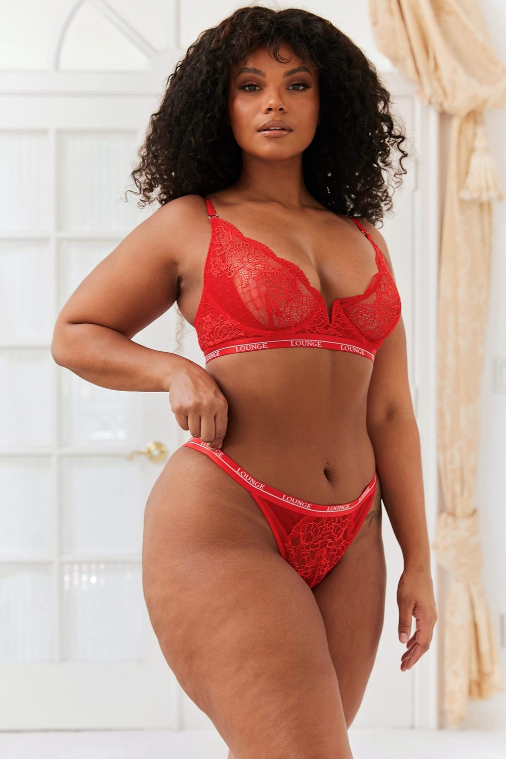 Lounge Underwear Royal Balcony Bra & String Set Rood | LM4290517