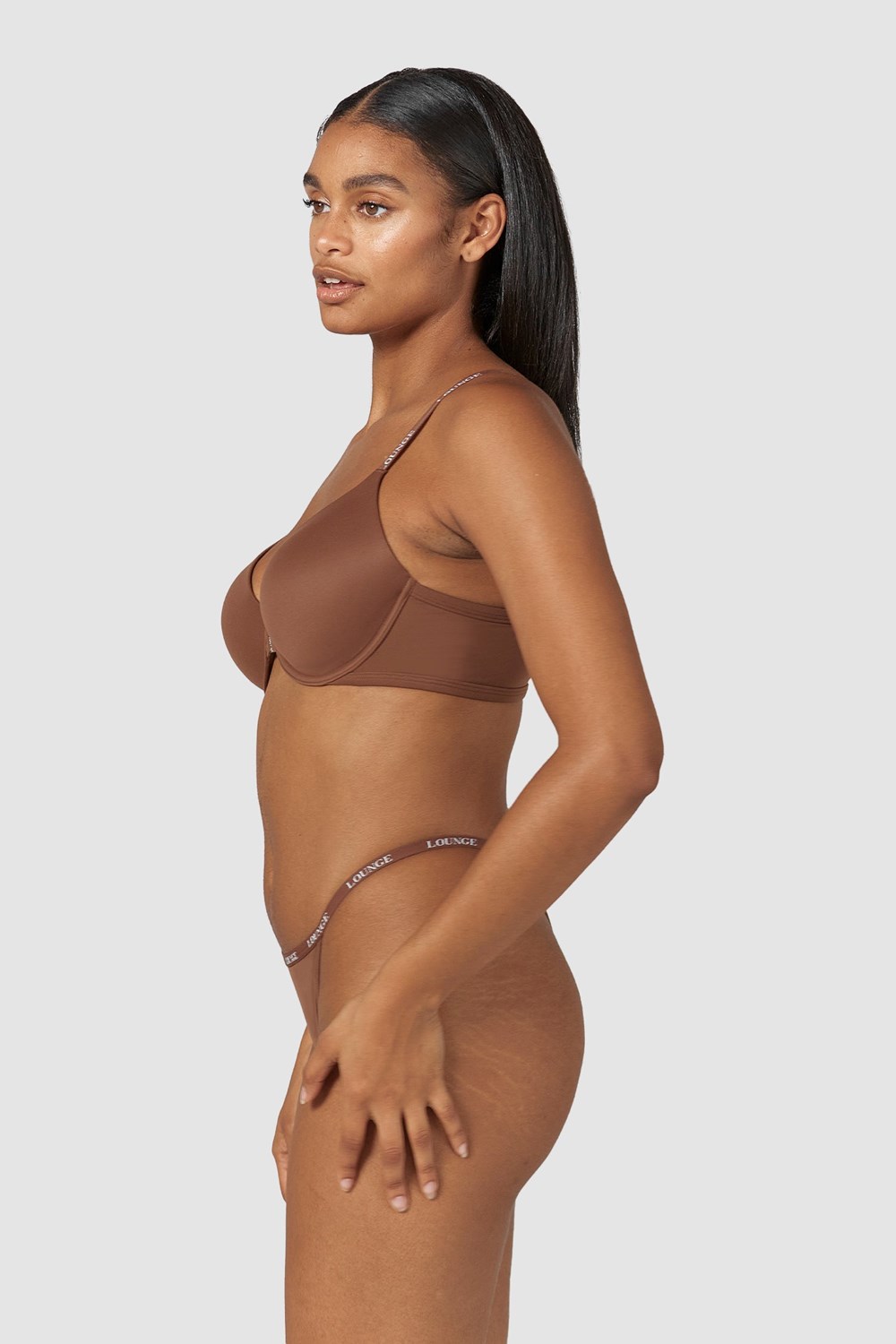 Lounge Underwear Smooth Front Bevestiging T-shirt Bra & String/Briefs Set Chestnut | PR6107942