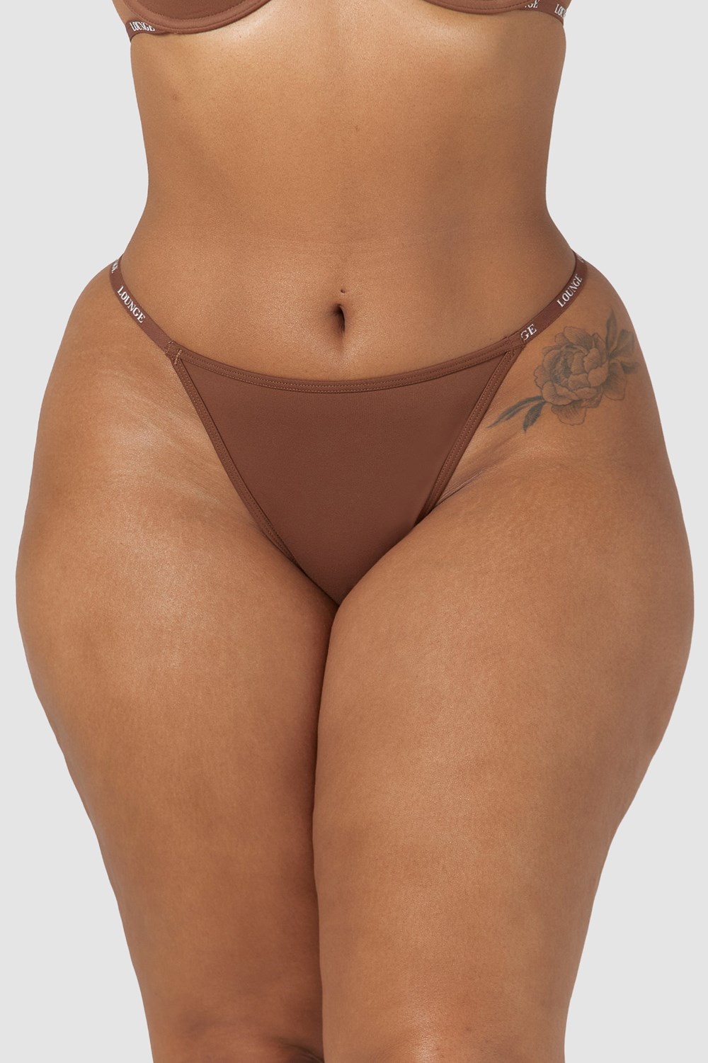 Lounge Underwear Smooth Klassieke String Chestnut | BH1962387