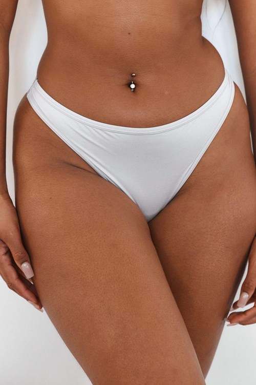 Lounge Underwear Sleek Mindful String Frost | KA4571826