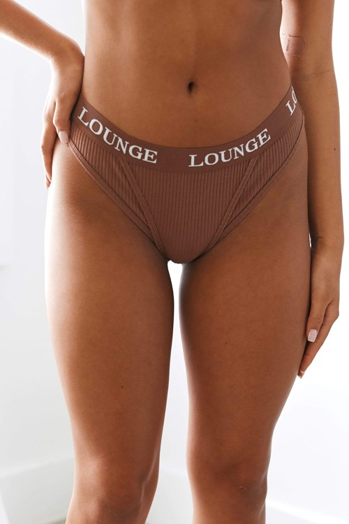 Lounge Underwear Ultra Comfort Geribbeld String Mocha | DL8792350